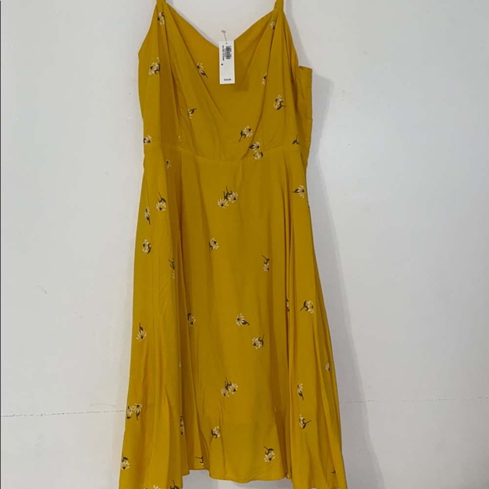 Yellow dress
